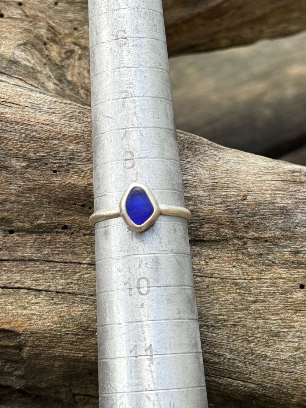 Cobalt blue  sea glass Sea tumbled sea glass sterling & fine silver ring - Picture 3 of 3